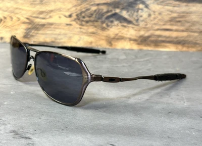 Gafas de sol Oakley Felon 05-623 marco rectangular marrón mate 58-16 125 Foto 1 de 4