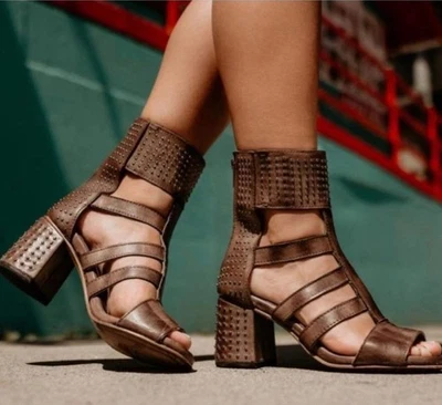 Freebird By Steven Zelda Gladiator Heeled Sandals Size 8 Brown Studded READ - Image 1 of 4