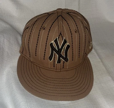 New Era 59 Fifty New York Yankees Brown Pin Strip Fitted Hat Size 7 - Image 1 of 4