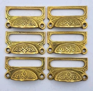 Juego de 6 reproducciones antiguas de latón fundido con manija de tirador de cajón tirador de papel de tarjeta - Imagen 1 de 9