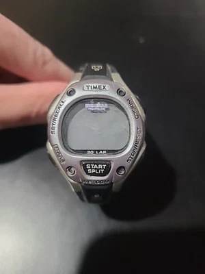 Reloj de cuarzo Timex Ironman Triathlon Indiglo WR 100M 30 vueltas necesita batería Foto 1 de 4