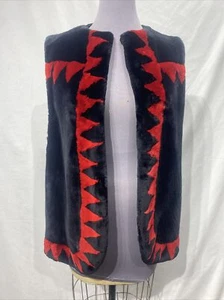 sheared beaver vest dyed black/red (50018) - Picture 1 of 3