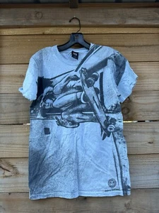 Camiseta De Colección Obey Tony Alva All Over Patineta Pájaro Dedo Talla Pequeña Mis Reglas - Imagen 1 de 9