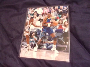 Dikembe Mutombo 8 X 10 Handsigned Autograph With COA - Picture 1 of 6