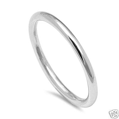 Vendedor de EE. UU. Anillo Banda Redonda Plata de Ley 925 Mejor Precio Joyería Seleccionable Foto 1 de 2