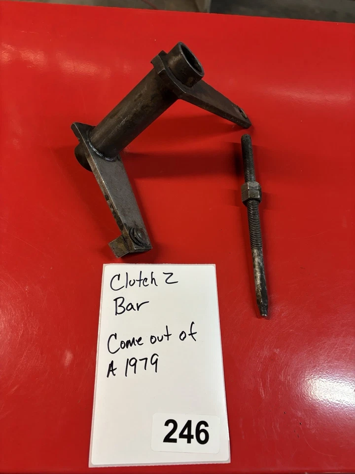 Ford F150 Bronco F250 Z 1973 1979 barra montaje pivote soporte embrague acoplamiento #246 Foto 1 de 1