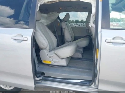 Toyota Sienna 2014 motor soplador trasero usado fabricante de equipos originales 131 k millas - se adapta a varios modelos Foto 1 de 4