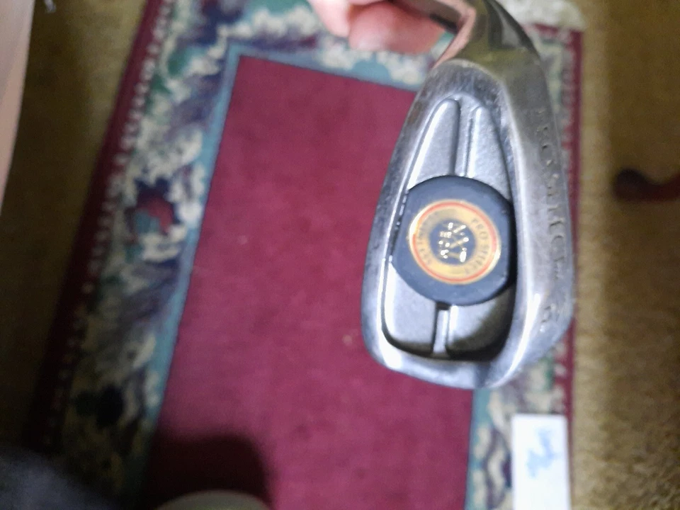 Pro Select Sand Wedge  NXT  System  Pro Select HF Graphite Shaft LH 36.5" golf - Image 1 of 3