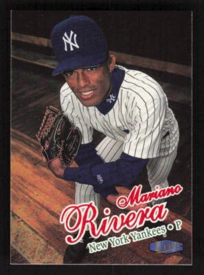 1998 Fleer Ultra  #147 Mariano Rivera  New York Yankees - Image 1 of 2