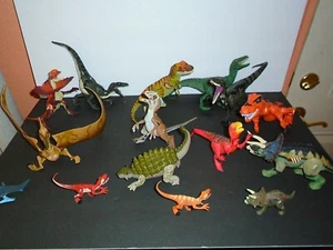 Jurrassic park Jurassic World Dinosaurs Action Figures 15 Dinosaurs Great Shape! - Picture 1 of 11