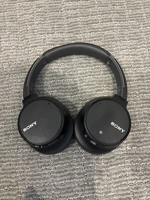Sony WH-CH700N Noise Canceling Over-Ear Wireless Headphone Black No Charge(Read) - Image 1 of 3
