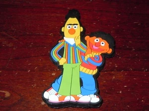 BERT ERNIE Vtg Applause SESAME STREET RUBBER FRIDGE MAGNET Standings Board 1997 - Picture 1 of 1