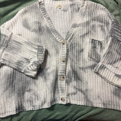 POL grey and white tie dye cardigan size large — 第 1/3 张图片