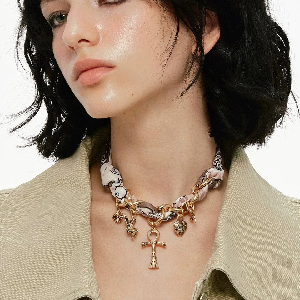 Collar Cruz Ankh Gótico Vintage - Retro Oro Dije Bufanda Cadena Estética Oscura Foto 1 de 4