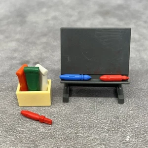 Playmobil School Child's Drafting Table & Art Supplies - Picture 1 of 4