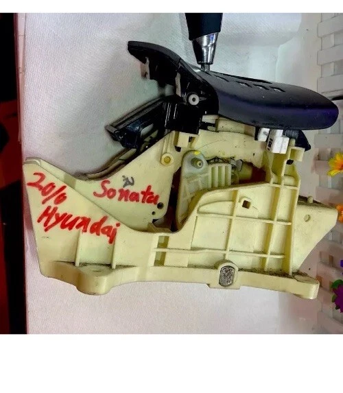 Conjunto de palanca de cambios de piso automática Hyundai Sonata 2008-2010 OEM 46700-3LXXX Foto 1 de 4