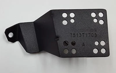 PanaVise CUSTOM IN-DASH PHONE/IPOD MOUNT TOYOTA MATRIX/PONTIAC VIBE  #751371703 - Image 1 of 3