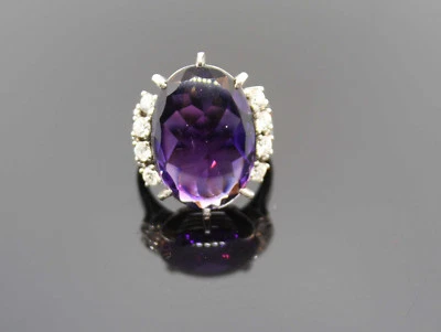 RING MIT 1 AMETHYST+ 8 BRILLANTEN ZUS. 0,70ct AUS 950/- PLATIN WERT 4200,-€ - Bild 1 von 4