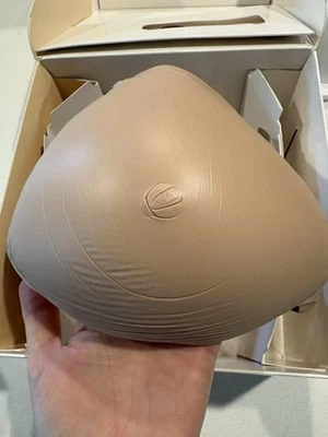 Amoena Essential Deluxe Forma de Pecho Ligero 2S Talla 9/10 Foto 1 de 4