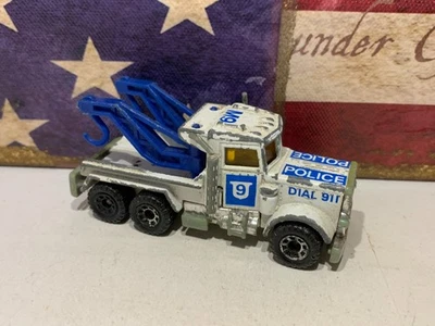 MATCHBOX PETERBILT WRECKER, WHITE/BLUE/POLICE LOOSE - Image 1 of 4