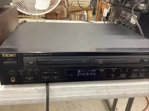 TEAC RW-D200 CD Recorder Player High Speed Dubbing CD-R CD-RW - PARTS/REPAIR - Picture 1 of 5