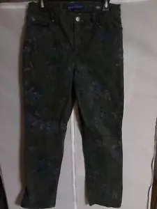 Bandolino Mandie Green Jeans With Floral Design Size 12 - Picture 1 of 4