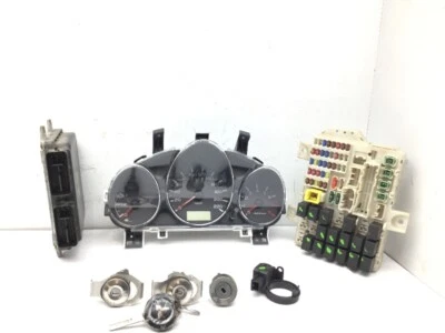 MITSUBISHI Colt VI Z2, Z3 Centralina Motore A1351509779 MR587813 Set 1.3 MPI 95P - Immagine 1 di 4