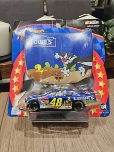 2002 Winner's Circle Monte Carlo 400 #48 Lowe's Car Sylvester & Tweety w/ Hood - Picture 1 of 9