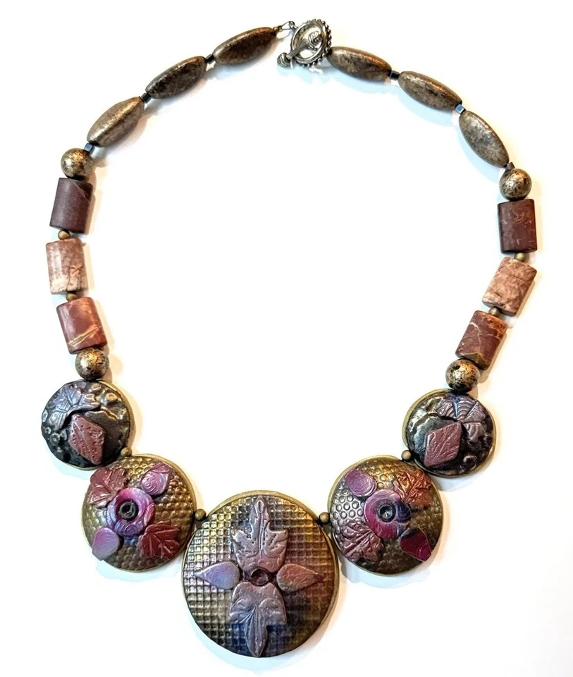 Colar feito à mão de argila de polímero feito à mão ameixa bronze ouro 20,5” OOAK Horvath - Imagem 1 de 4