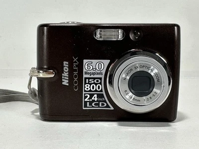 Nikon CoolPix L10 5MP Digital Camera Brown For Parts - Image 1 of 4