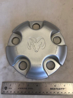 2002-09 Dodge Ram 1500 SILVER Wheel Center Hubcap Cover Hub Cap OE 5HC16TRMAC Foto 1 de 4
