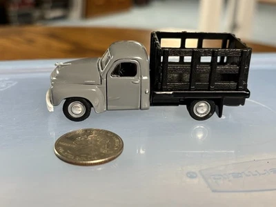 M2 Machines 1952 Studebaker 2R Stake Truck - Image 1 of 4