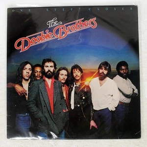 DOOBIE BROTHERS ONE STEP CLOSER WARNER P10850W Japan VINYL LP - Picture 1 of 1