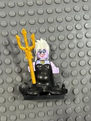 LEGO 71012 Úrsula Completa Serie Disney Minifiguras Figura con Tridente y Soporte Foto 1 de 3