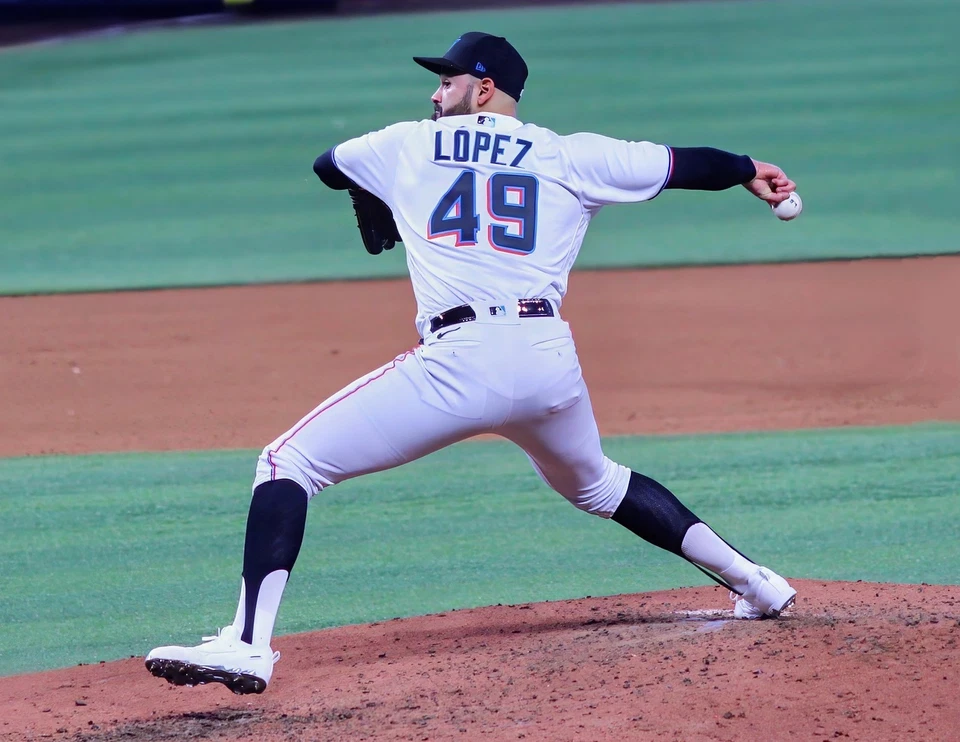 Pablo Lopez Glossy Photo - Minnesota Twins - Perfect for Autographs - Image 1 of 1