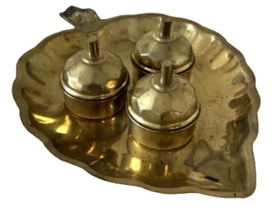 Vintage Brass Small Boxes on a Leaf, Haldi Kumkum/Pooja/Diwali Purpose - Picture 1 of 12