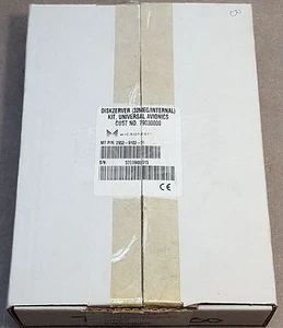 Diskzerver (32MEG/Internal) Kit, Universal avionics Board 2952-270023 Rev02 - Foto 1 di 12