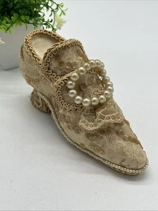 VTG Wayne Kleski Fabric Shoe Collectible Cream Victorian Flowers Ornate Pearls - Picture 1 of 10
