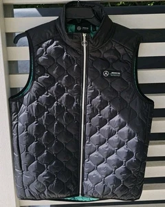 AMG Petronas Black vest Medium - Picture 1 of 10