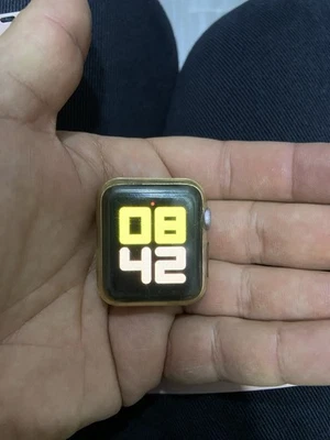 Apple Watch Serie 2 38mm Rose - Immagine 1 di 2