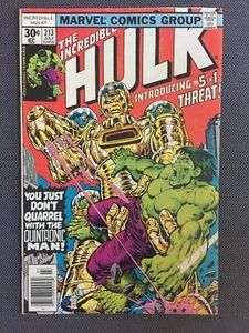 INCREDIBLE HULK #213 EN MUY BUEN ESTADO, primera aplicación Jack of Hearts - Imagen 1 de 3