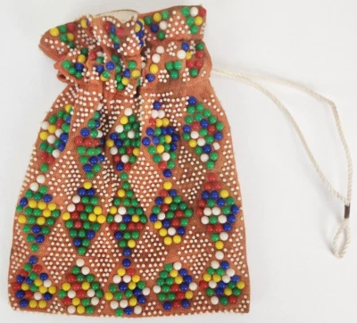 Cartera De Colección Plástico Con Cuentas Naranja Cordón Multicolor Forma Diamante Hippie Mod Foto 1 de 4