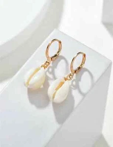 Cowrie Shell Earrings - Picture 1 of 2
