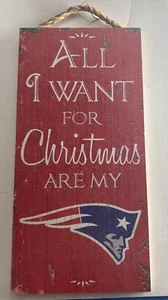 Fan Creations NFL 5x12" Wooden Indoor Sign FOOTBALL Xmas New England Patriots - Picture 1 of 2