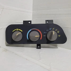 💥 1993-1996 Chevy Camaro AC Heater Temperature Climate Control Unit OEM - Picture 1 of 2