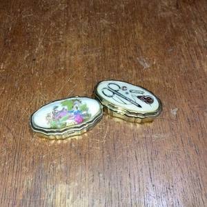 Vintage Pill Box Organiser X 2 Pocket / Bag Size - Picture 1 of 5