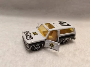 1973-1979 Chevy Blazer Sheriff Yatming 1064 1/64 Scale Diecast Diorama Model K77 - Picture 1 of 6