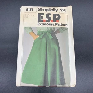 Simplicity Vintage Sewing Pattern #8151 Misses Back-Wrap Skirt Sizes 8 10 12 New - Picture 1 of 3