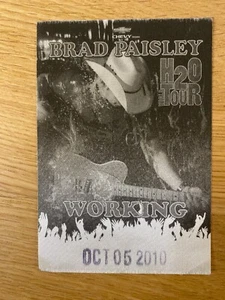 Brad Paisley H20 World Tour 2010 tour concerto backstage Pass - Foto 1 di 2