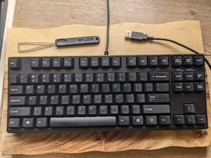 Filco Majestouch 2 TKL, US Layout, Cherry MX Brown, Keycap puller (FAIR COND) - Picture 1 of 9